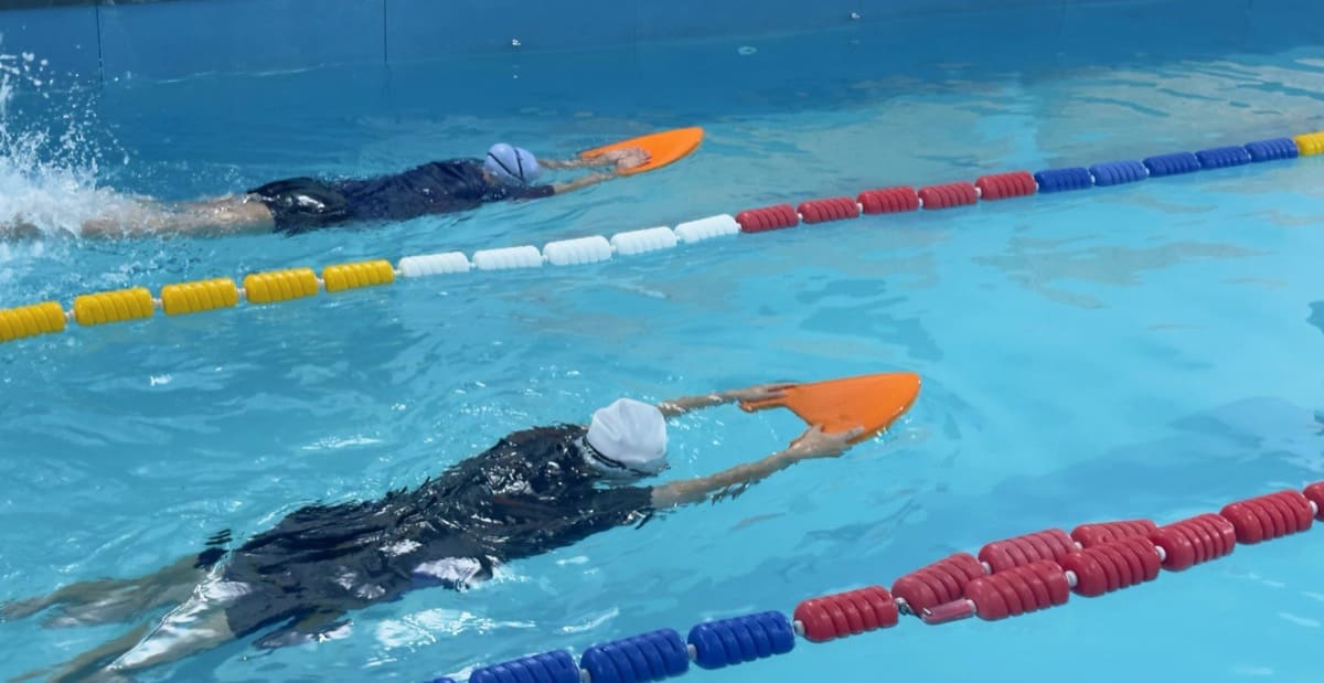 Team One Adult Swim Class photo 3