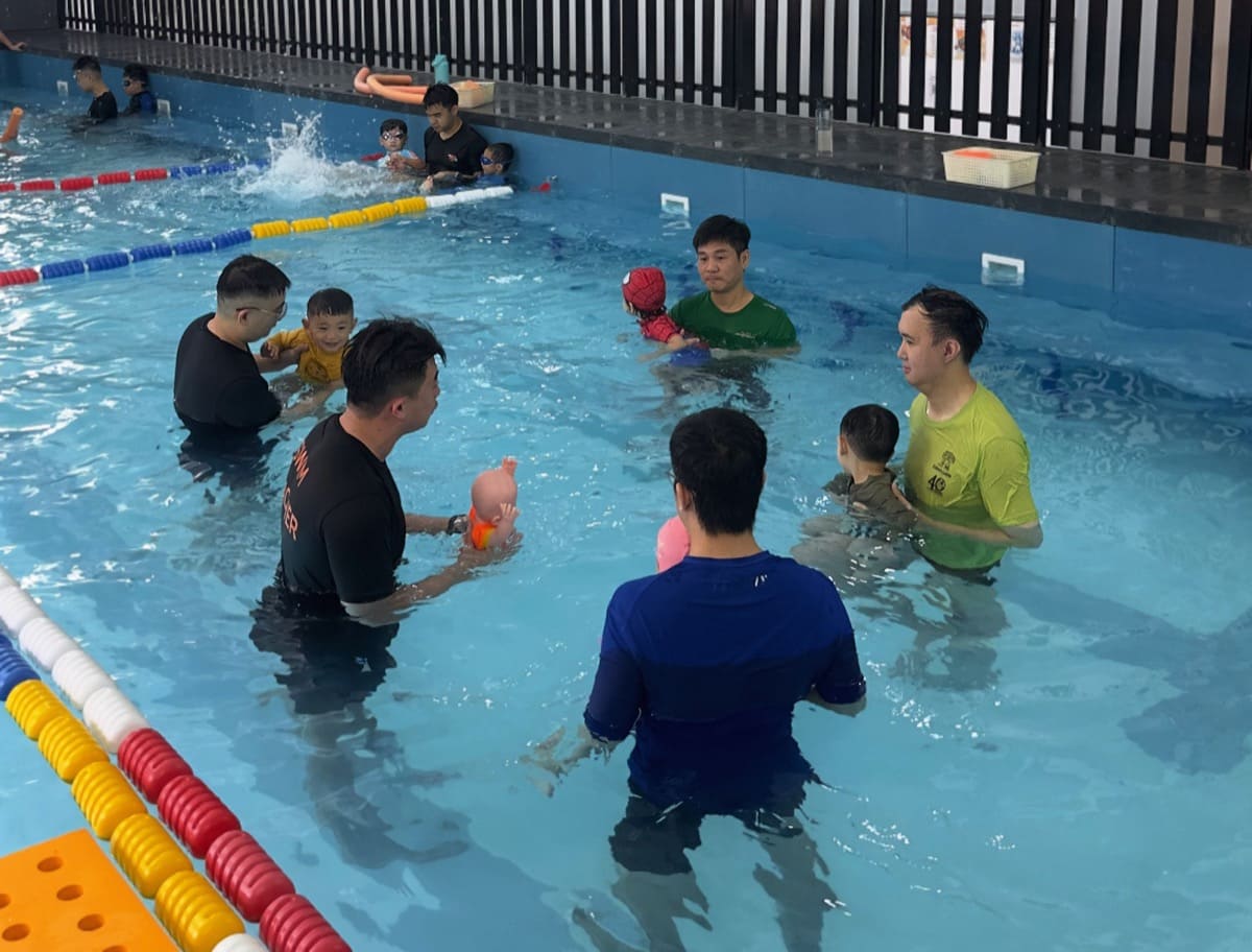 Team One Baby Swim Class photo 7