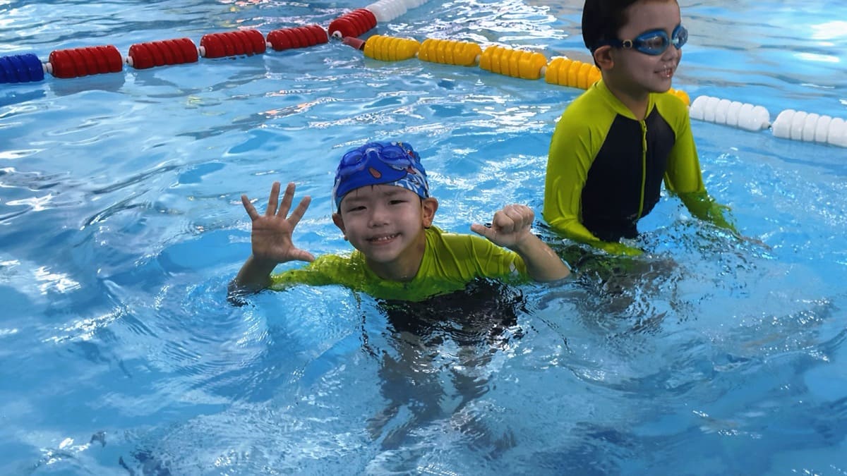 Team One Learn to Swim Class photo 2
