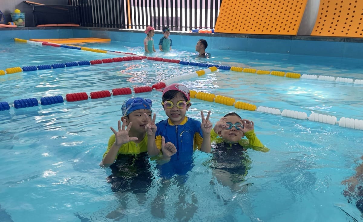 Team One Learn to Swim Class photo 4
