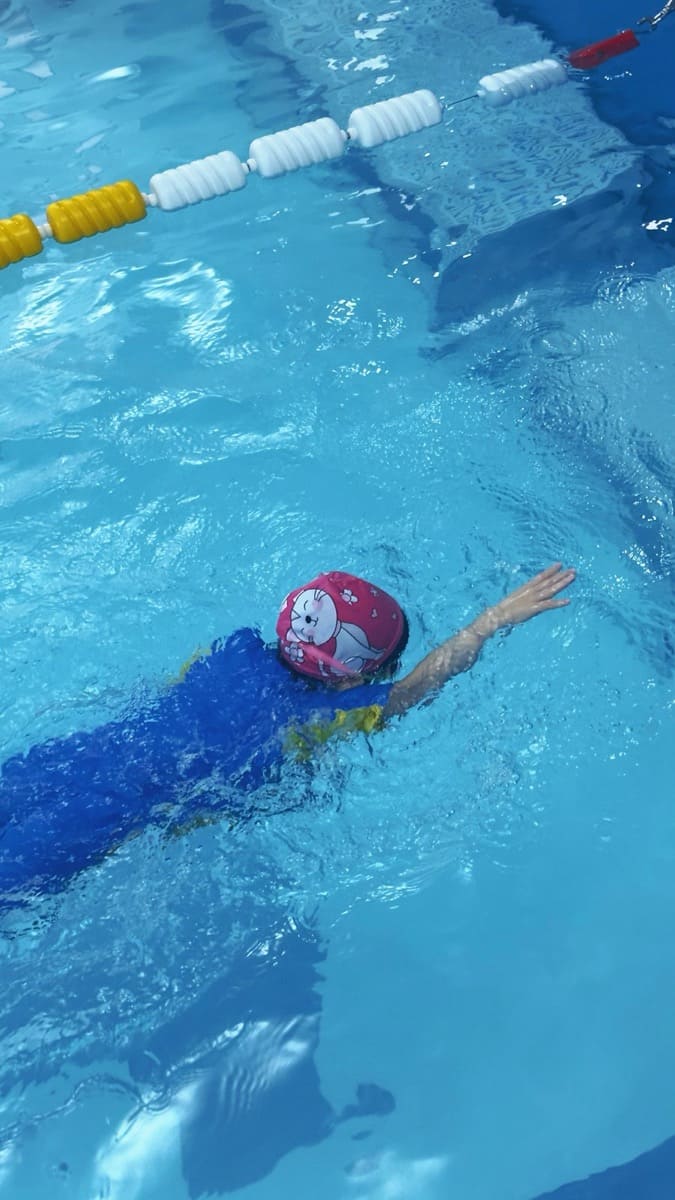 Team One Learn to Swim Class photo 8